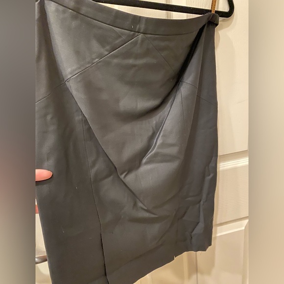 Ted Baker size 2 pencil skirt interesting seams - Picture 2 of 4